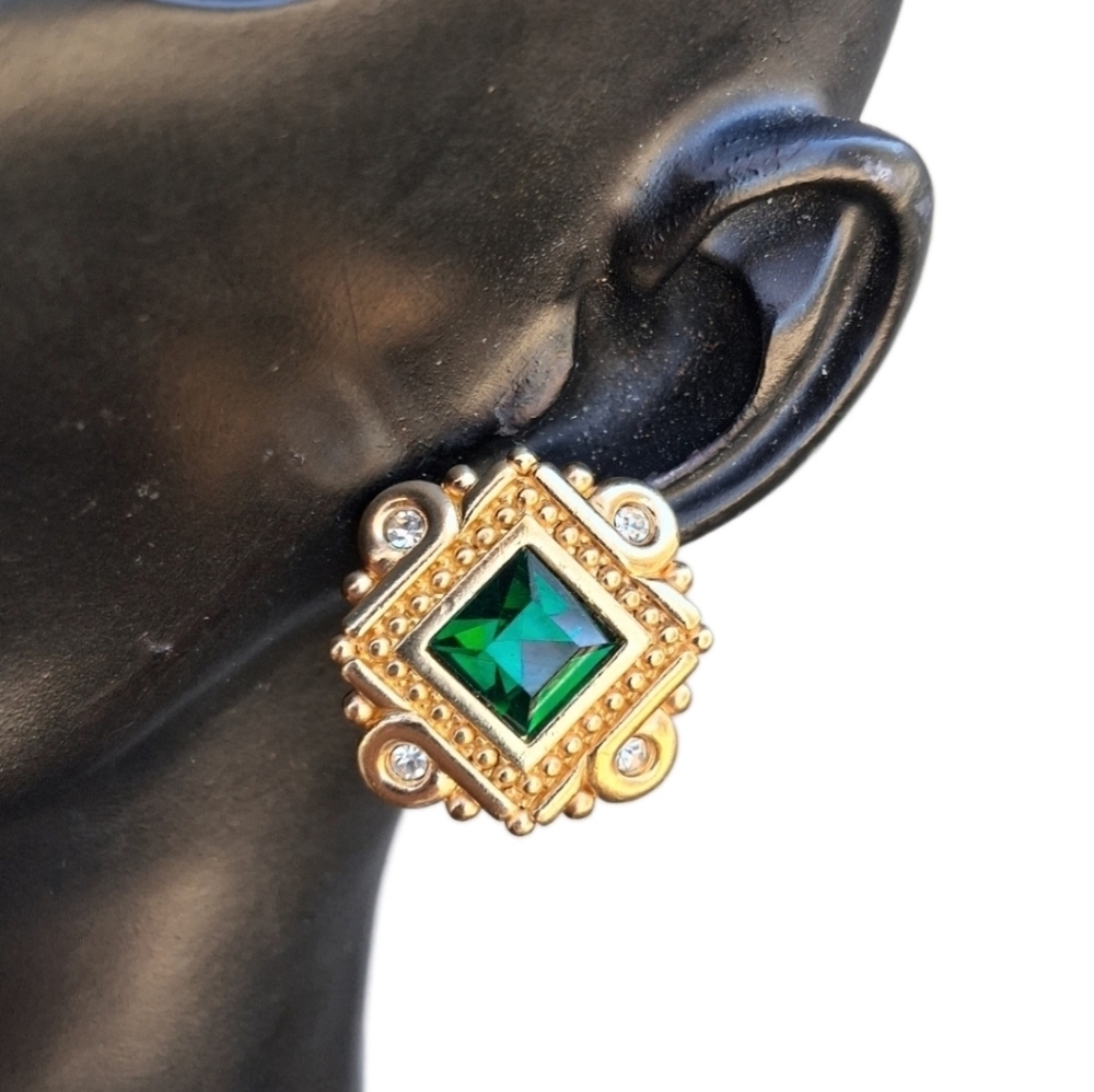 Vintage Swarovski Gold Tone Green Emerald Cut Clip On Earrings